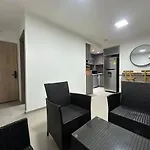 Aqualina Comfort Piscina Cerca Al Mar